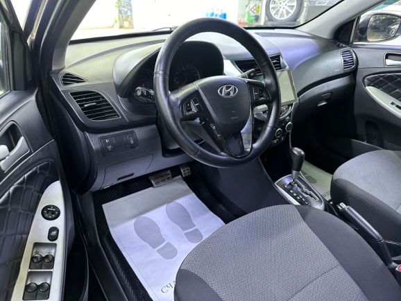 Hyundai Solaris, 1.6 л, АТ, 2012 фото 10