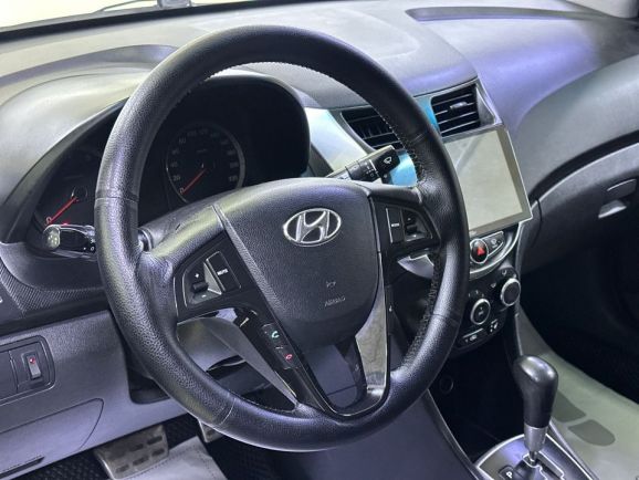 Hyundai Solaris, 1.6 л, АТ, 2012 фото 11