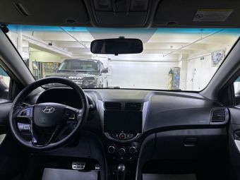 Hyundai Solaris, 1.6 л, АКПП, 2012 фото 12