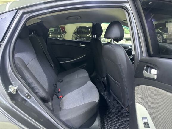 Hyundai Solaris, 1.6 л, АТ, 2012 фото 2