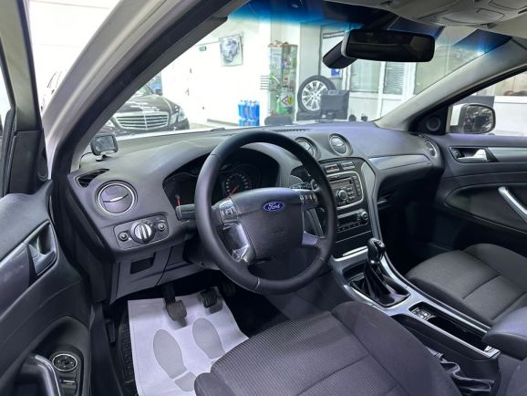 Ford Mondeo, 2.0 л, МТ, 2011 фото 10