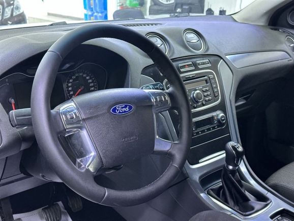 Ford Mondeo, 2.0 л, МТ, 2011 фото 11