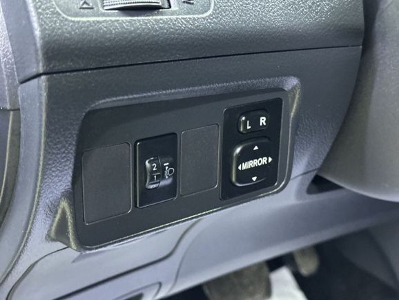 Toyota Corolla, 1.6 л, АТ, 2011 фото 11