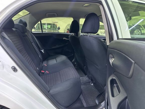 Toyota Corolla, 1.6 л, АТ, 2011 фото 2