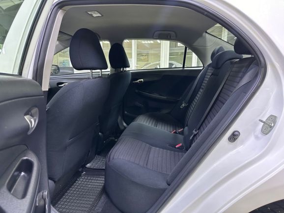 Toyota Corolla, 1.6 л, АТ, 2011 фото 1