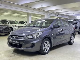 Hyundai Solaris, 1.6 л, АКПП, 2012 фото 3