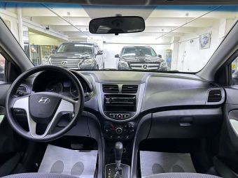 Hyundai Solaris, 1.6 л, АКПП, 2012 фото 13