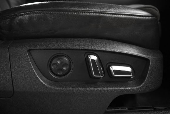 Audi Q7, 3.0 л, АТ, 2010 фото 9