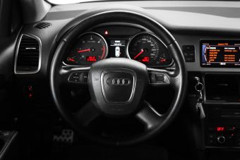 Audi Q7, 3.0 л, АКПП, 2010 фото 12