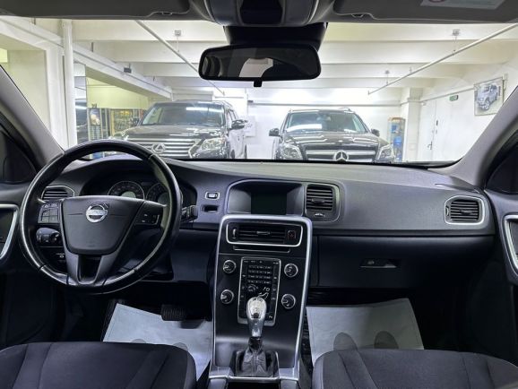 Volvo S60, 1.6 л, Робот, 2012 фото 16