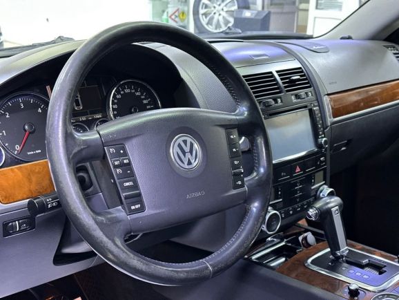 Volkswagen Touareg, 3.0 л, АТ, 2008 фото 13