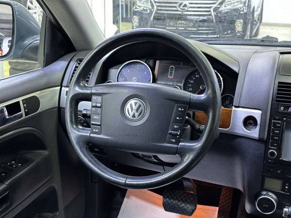 Volkswagen Touareg, 3.0 л, АТ, 2008 фото 14