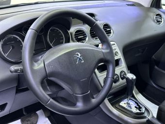 Peugeot 308, 1.6 л, АКПП, 2012 фото 11