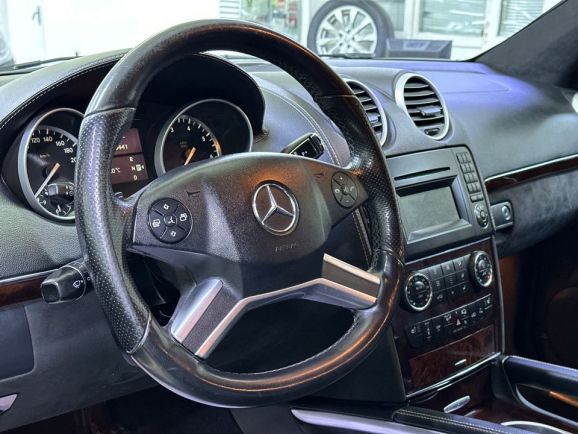 Mercedes-Benz M-Класс, 3.5 л, АТ, 2010 фото 10