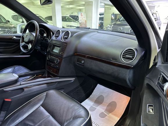 Mercedes-Benz M-Класс, 3.5 л, АТ, 2010 фото 19