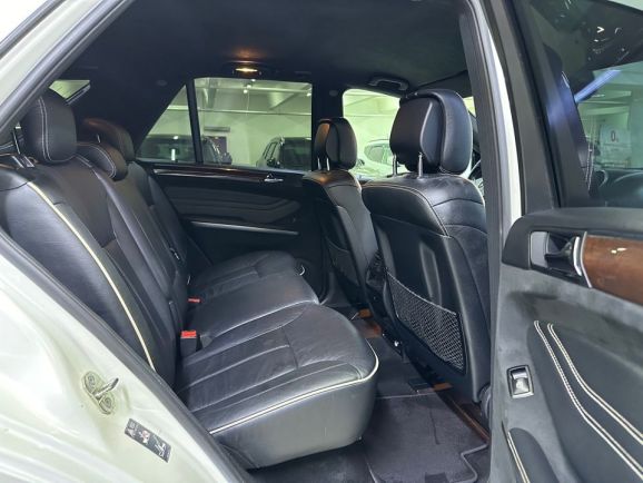 Mercedes-Benz M-Класс, 3.5 л, АТ, 2010 фото 1