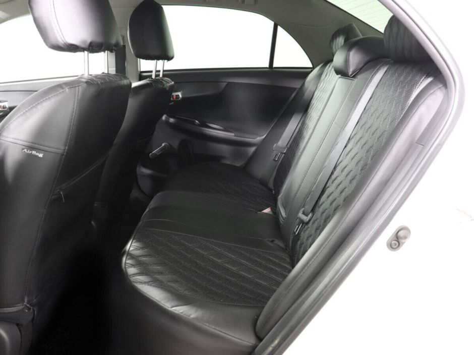 Toyota Corolla, 1.3 л, МТ, 2012 фото 1