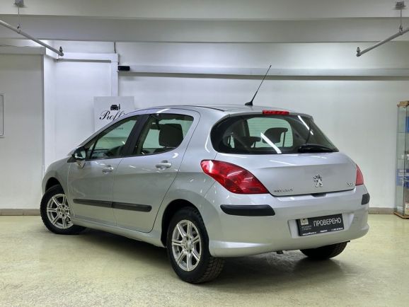 Peugeot 308, 1.6 л, АТ, 2011 фото 6