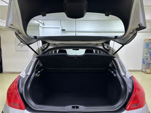 Peugeot 308, 1.6 л, АТ, 2011 фото 9