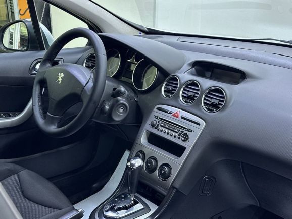 Peugeot 308, 1.6 л, АТ, 2011 фото 16