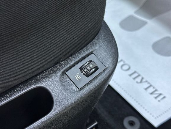 Peugeot 308, 1.6 л, АТ, 2011 фото 17