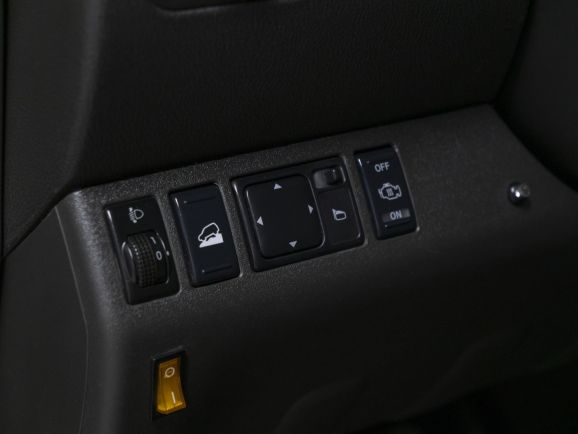 Nissan Pathfinder SE +Hi-Fi audio, 2.5 л, АТ, 2009 фото 11