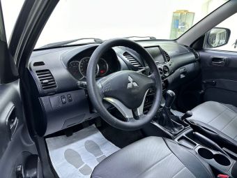 Mitsubishi L200 Invite, 2.5 л, МКПП, 2014 фото 9