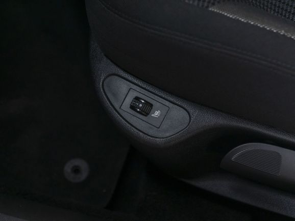 Peugeot 308 Allure, 1.6 л, АТ, 2012 фото 11