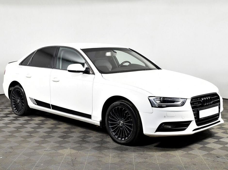 Audi A4, 2.0 л, Робот, 2012 фото 5