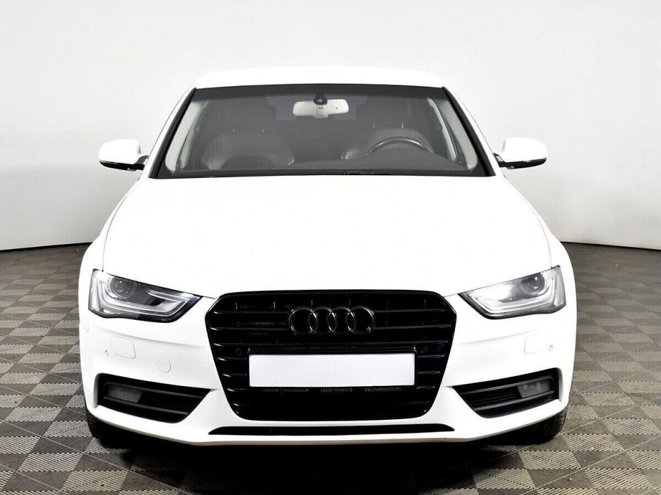 Audi A4, 2.0 л, Робот, 2012 фото 7
