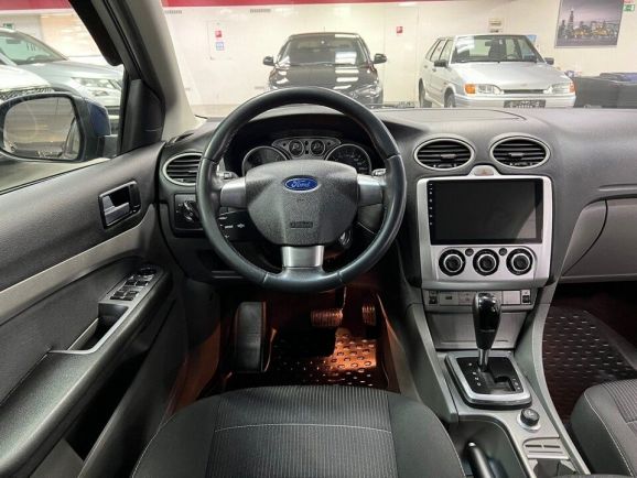 Ford Focus Ghia Special Edition, 1.6 л, АТ, 2011 фото 12