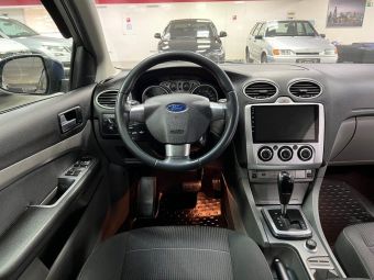 Ford Focus Ghia Special Edition, 1.6 л, АКПП, 2011 фото 12