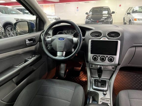 Ford Focus Ghia Special Edition, 1.6 л, АТ, 2011 фото 13