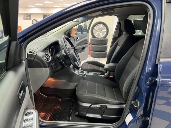 Ford Focus Ghia Special Edition, 1.6 л, АТ, 2011 фото 15
