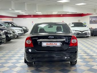 Ford Focus Comfort, 1.6 л, МКПП, 2009 фото 6
