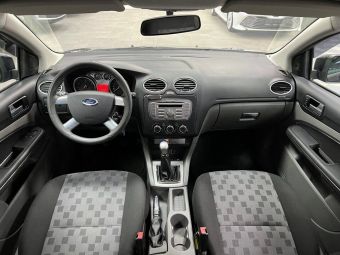 Ford Focus Comfort, 1.6 л, МКПП, 2009 фото 12