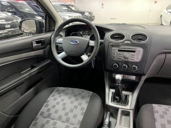 Ford Focus Comfort, 1.6 л, МКПП, 2009 фото 14