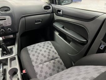 Ford Focus Comfort, 1.6 л, МКПП, 2009 фото 19