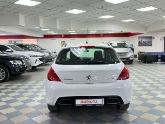 Peugeot 308 Premium Pack, 1.6 л, АКПП, 2010 фото 6