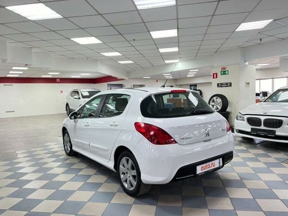 Peugeot 308 Premium Pack, 1.6 л, АТ, 2010 фото 8