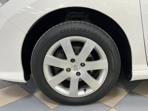 Peugeot 308 Premium Pack, 1.6 л, АТ, 2010 фото 9