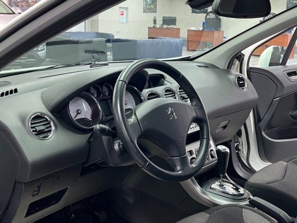 Peugeot 308 Premium Pack, 1.6 л, АТ, 2010 фото 13