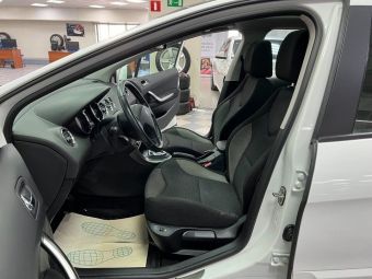 Peugeot 308 Premium Pack, 1.6 л, АКПП, 2010 фото 18