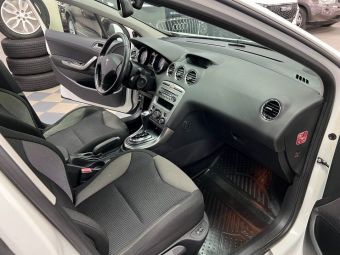 Peugeot 308 Premium Pack, 1.6 л, АКПП, 2010 фото 20