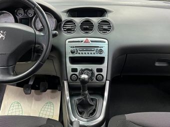 Peugeot 308 Premium Pack, 1.6 л, МКПП, 2011 фото 10