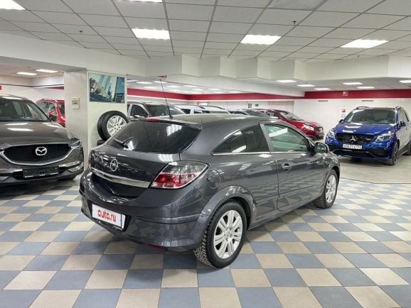 Opel Astra, 1.8 л, АТ, 2010 фото 4