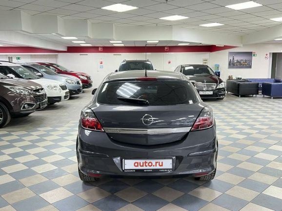Opel Astra, 1.8 л, АТ, 2010 фото 6