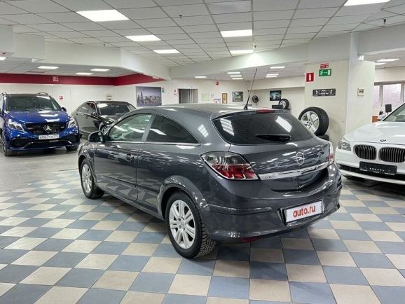 Opel Astra, 1.8 л, АТ, 2010 фото 8