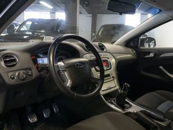Ford Mondeo Ghia, 2.0 л, МКПП, 2009 фото 9