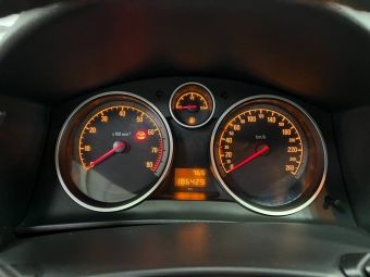Opel Astra Cosmo, 1.6 л, МКПП, 2008 фото 10
